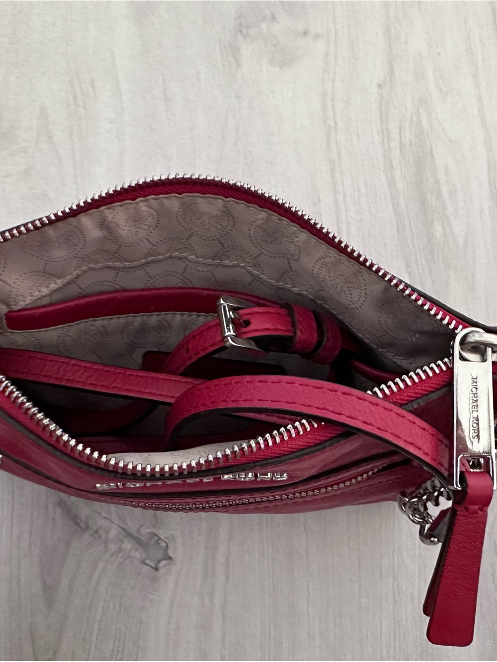 Michael Kors Cherry Red Leather Crossbody with Chain Strap - Picture 2 of 6